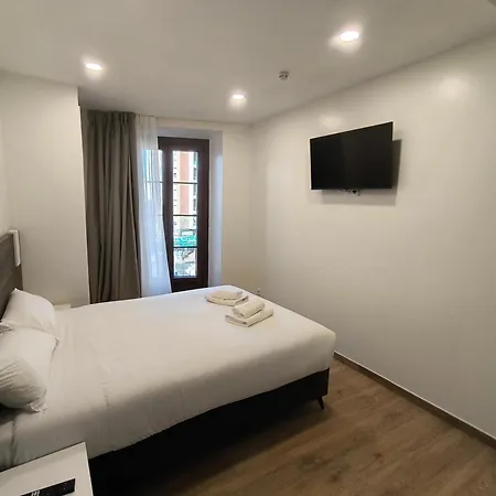 Ele Plaza De Espana Valladolid