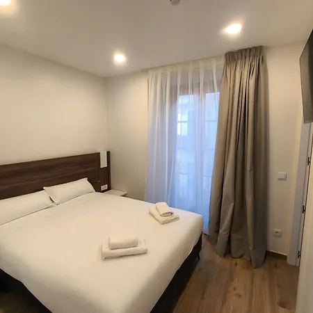 Ele Plaza De Espana וייאדוליד