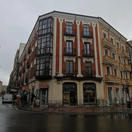 Ele Plaza De Espana Affittacamere Valladolid