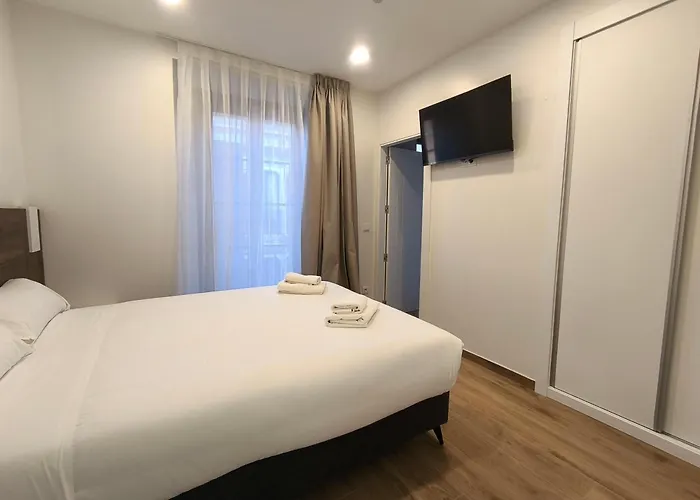 Ele Plaza De Espana 3*