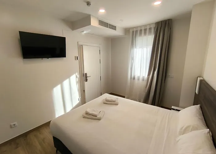 Ele Plaza De Espana בית הארחה וייאדוליד